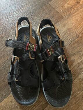Ozark Trail Black Outdoor Sport Sandals with Tan Accents